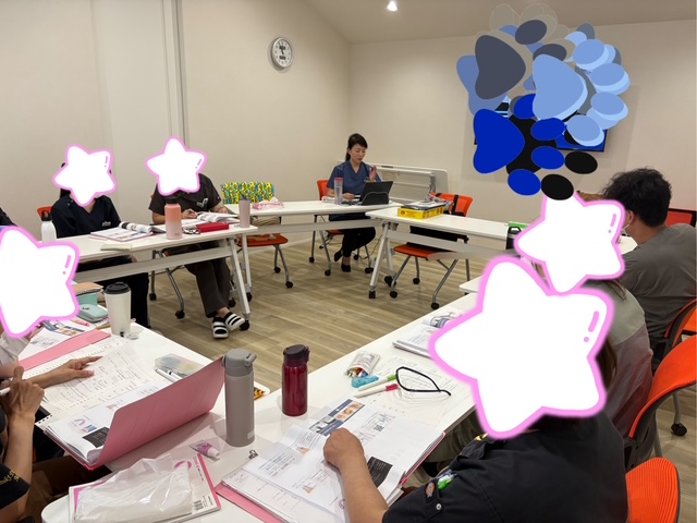 院内研修ならびに給食の日