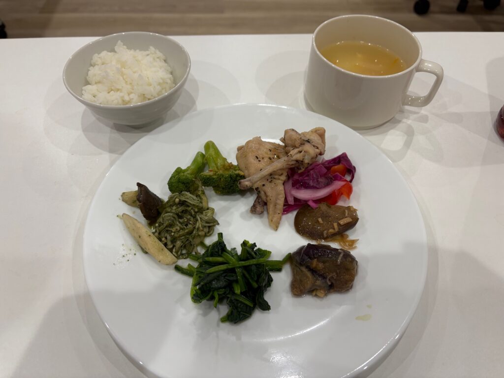 院内研修会ならびに給食の日