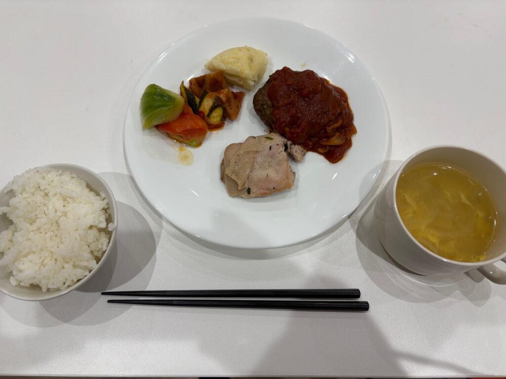 ８月２２日（金）は給食の日